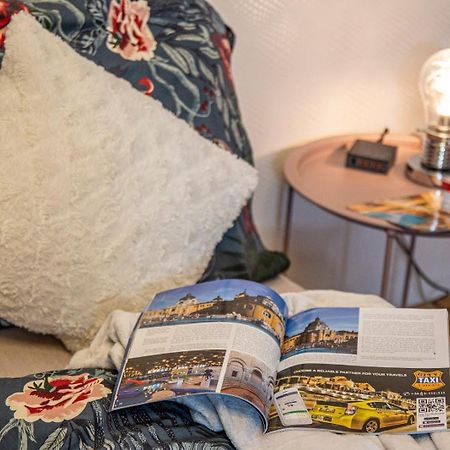 Mops Bob Apartment Budapest Exterior foto